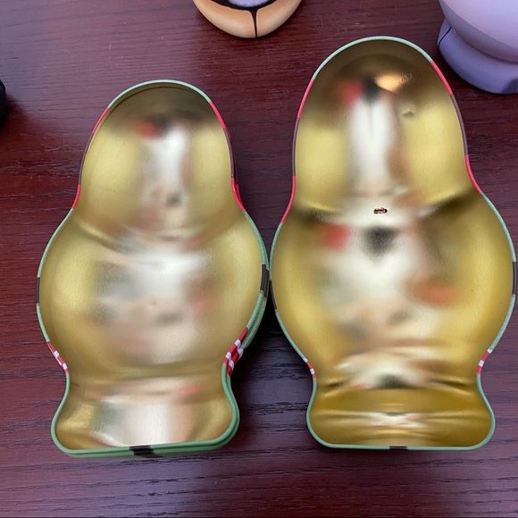 Set of 5 Christmas Gift Tins, 2  Roly Poly Santas. 1 Snowman, Penguin and Elf - Picture 7 of 8